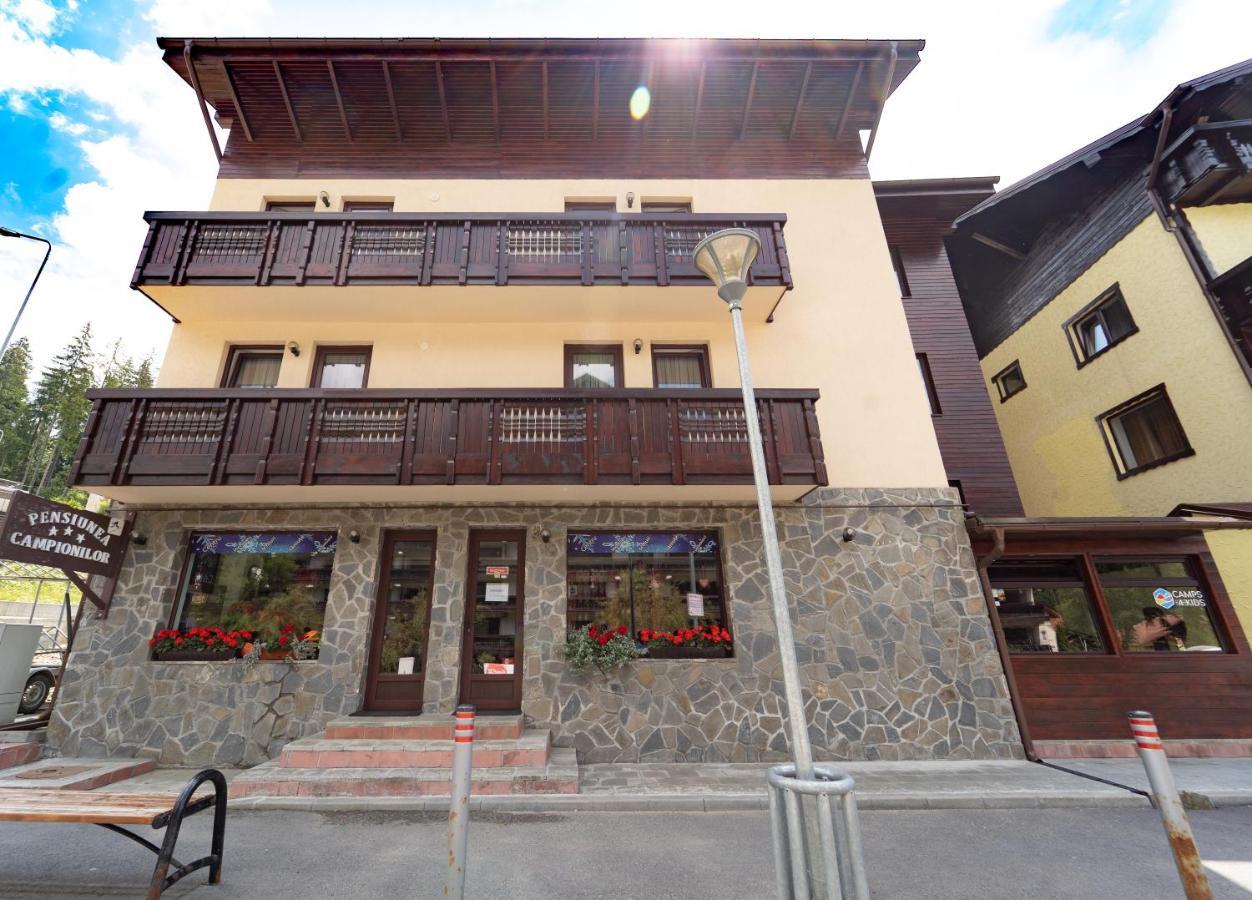 Pensiunea Campionilor Predeal Exterior photo